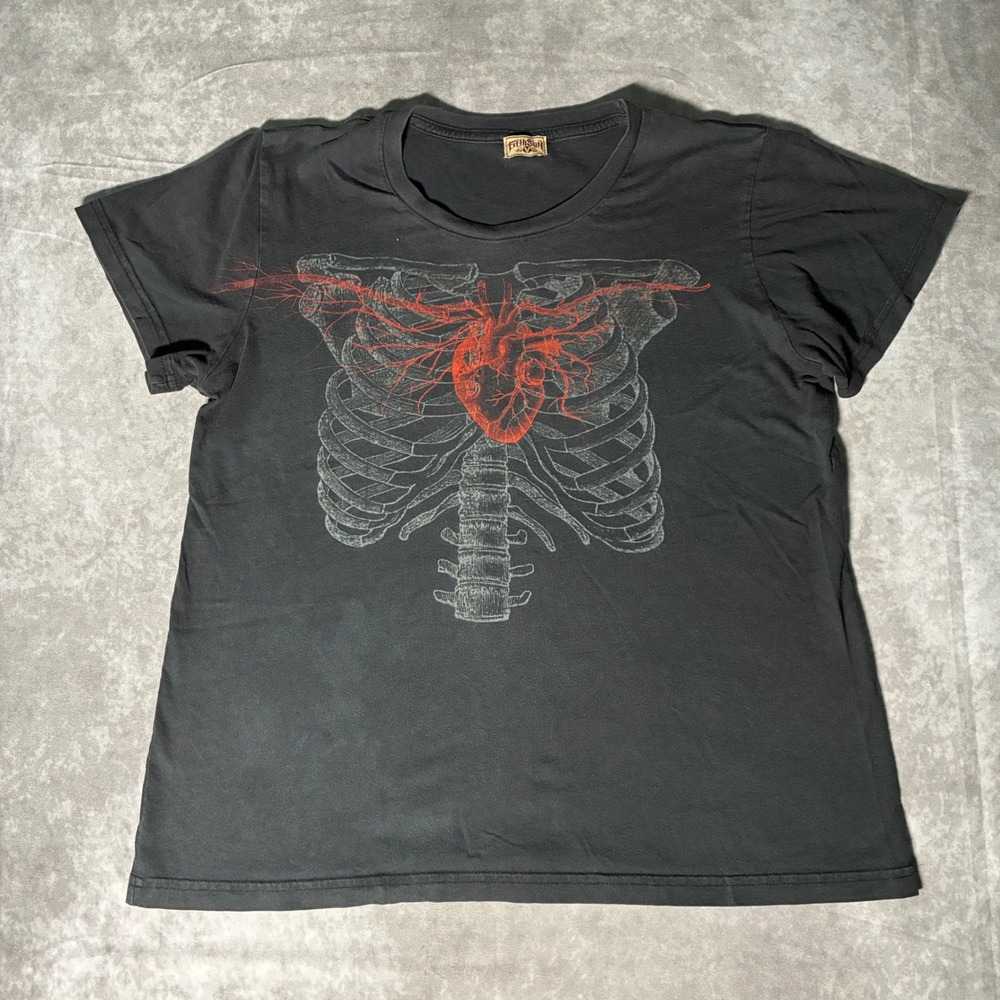 Y2K Fifth Sun Skeleton Rib Cage Heart Graphic Tee Black Short Sleeve T-Shirt